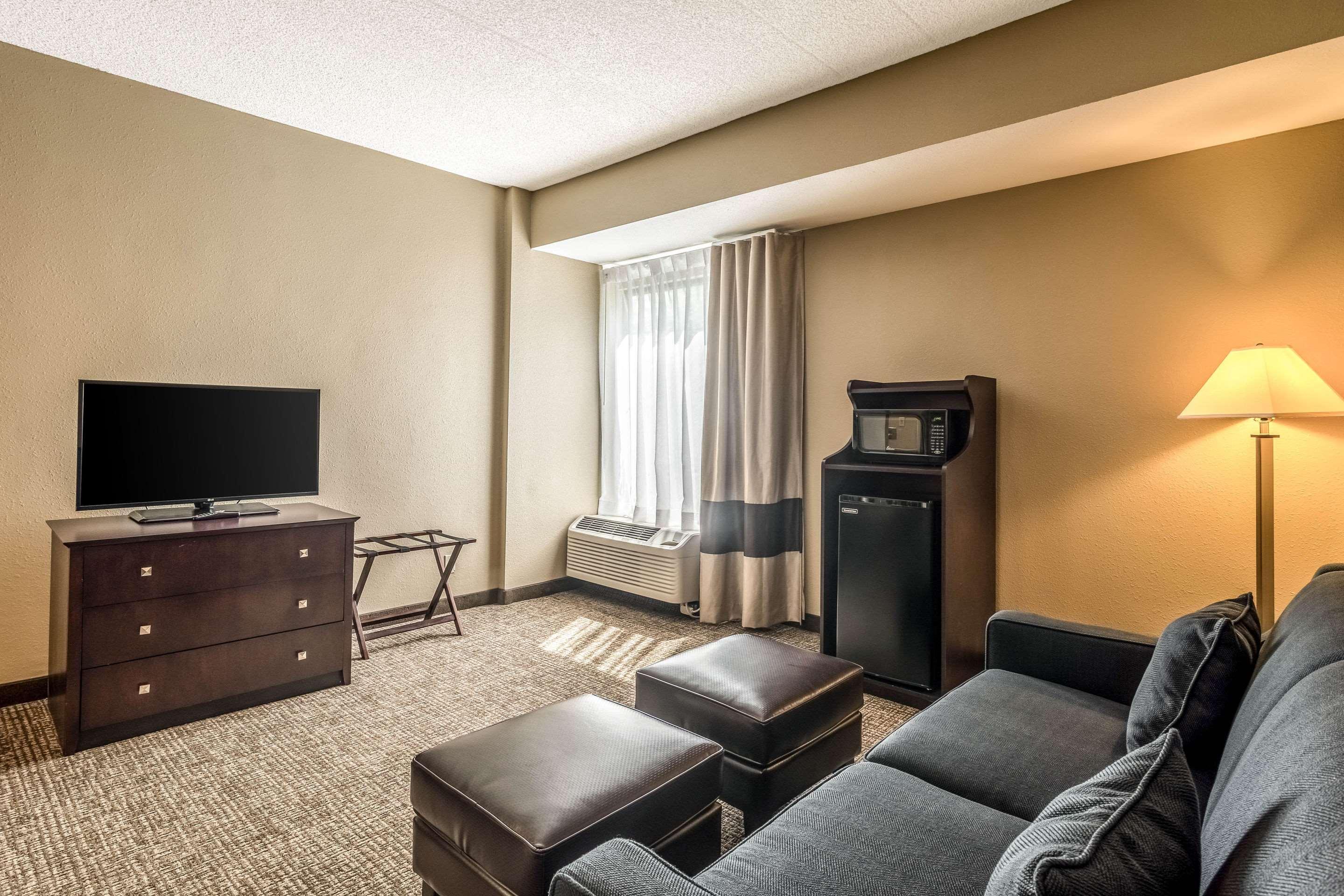 Comfort Inn Convention Center-Chicago O'Hare Airport Des Plaines Exterior foto