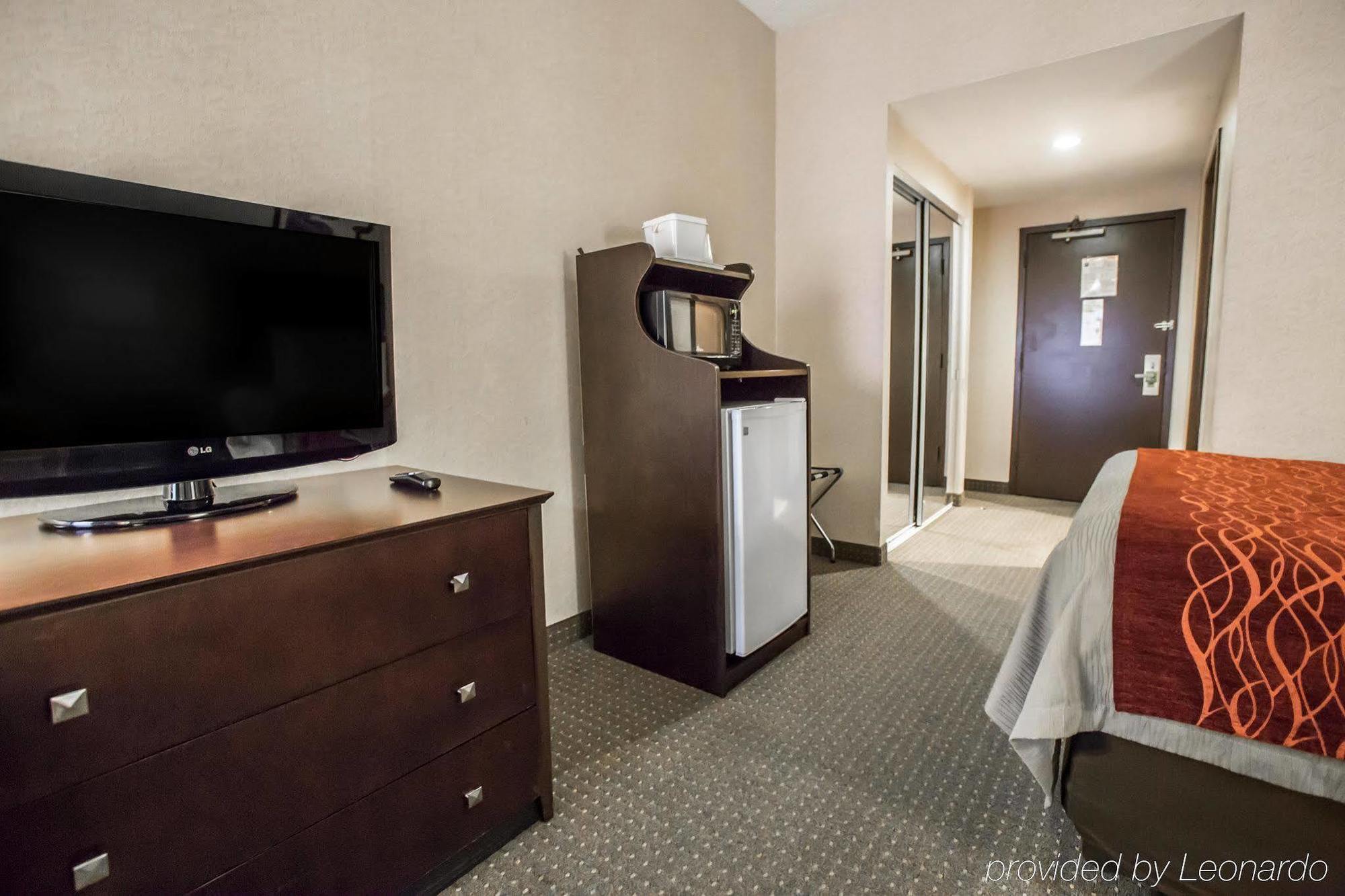 Comfort Inn Convention Center-Chicago O'Hare Airport Des Plaines Exterior foto